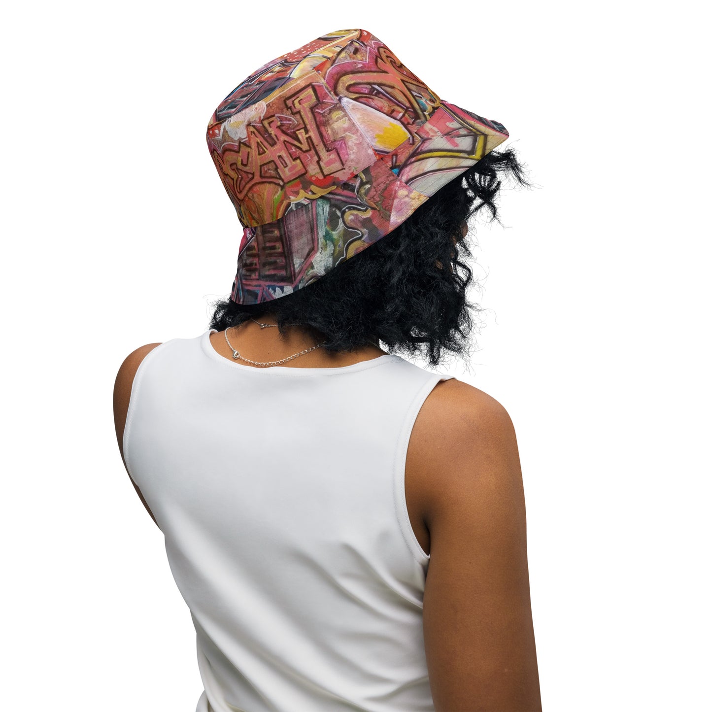 Dueling Graffiti Dream Reversible bucket hat